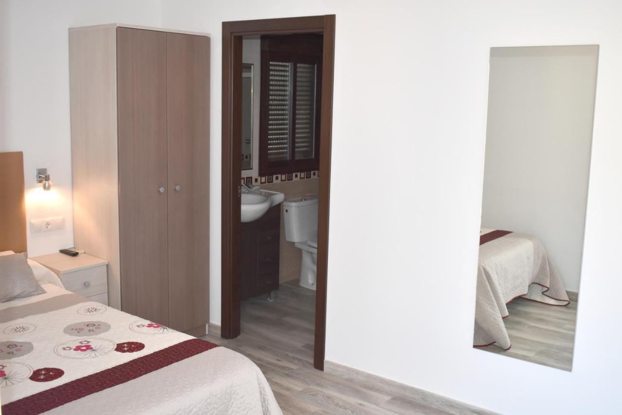 Iznajar Suites エクステリア 写真